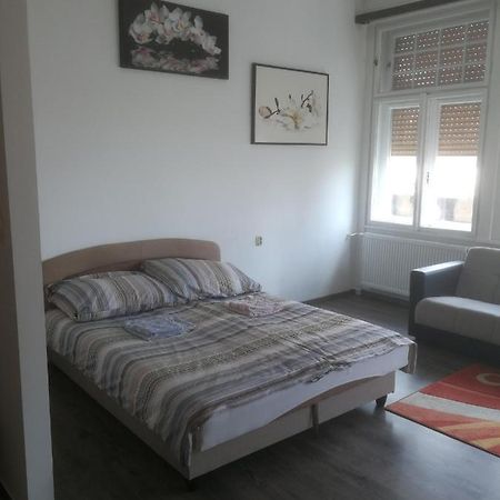 Next Door Apartment Budapeszt Zewnętrze zdjęcie